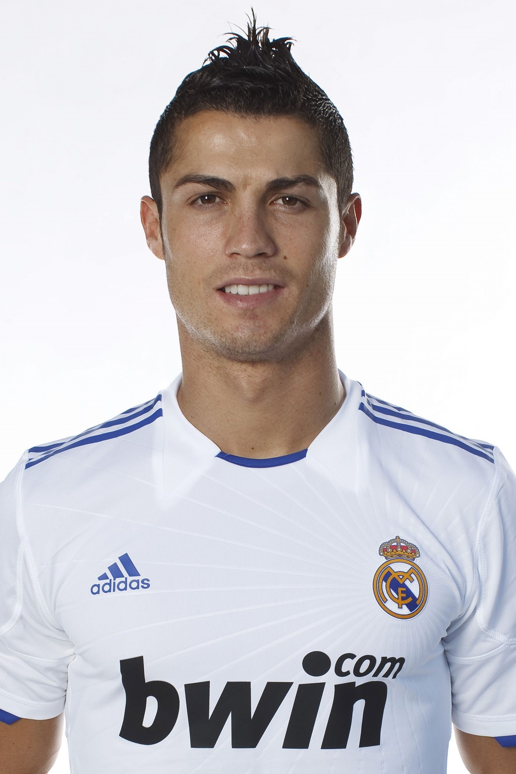 Cristiano Ronaldo - Biographies, Galleries, Wallpapers, Photos And Pictures