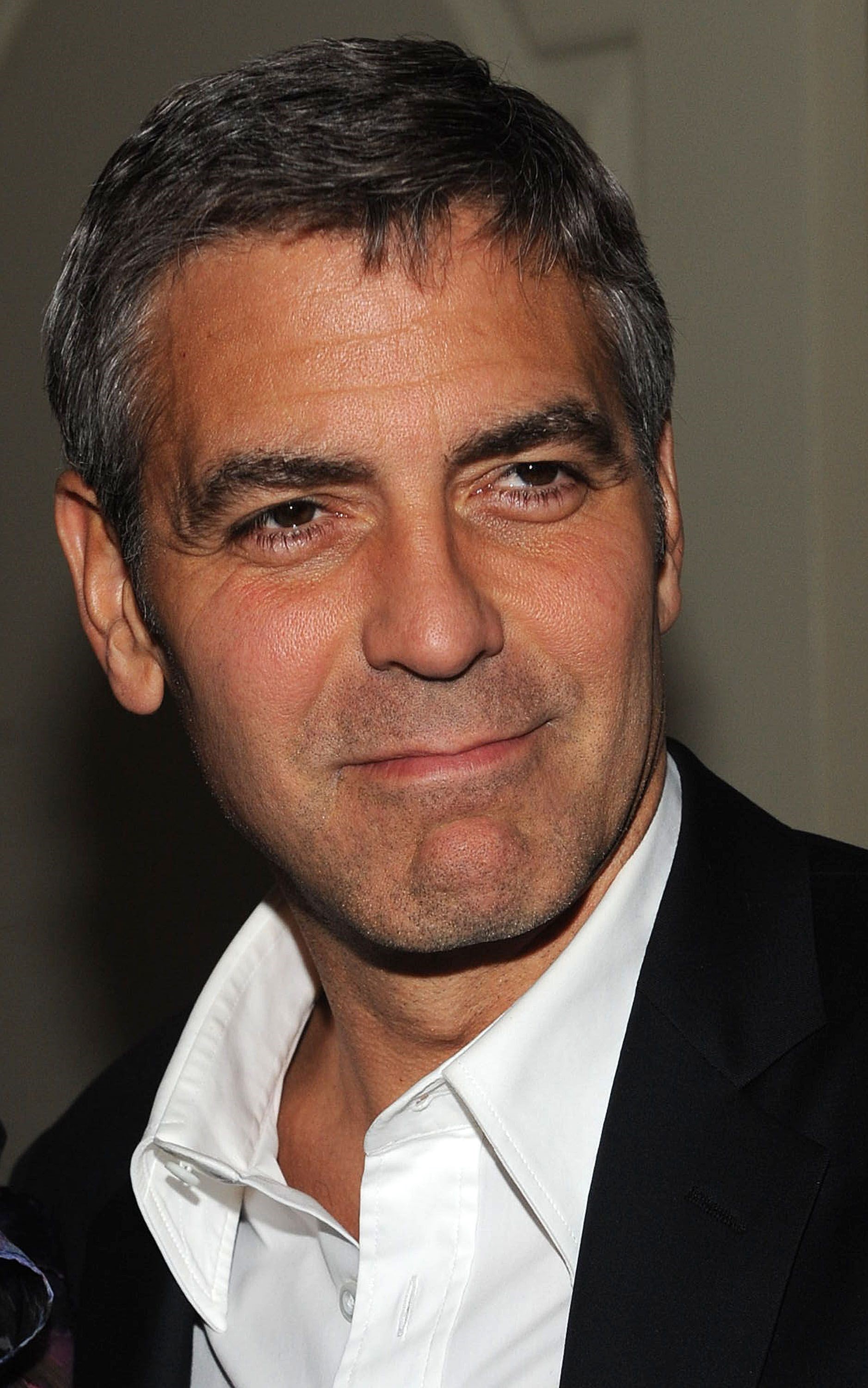 George Clooney - Biographies, Galleries, Wallpapers, Photos And Pictures